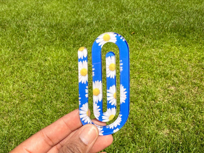 Jumbo sized paperclips