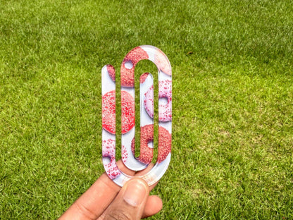 Jumbo sized paperclips