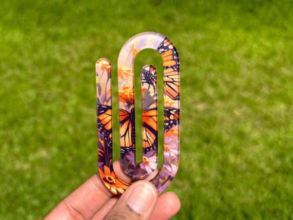 Jumbo sized paperclips