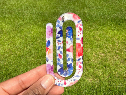 Jumbo sized paperclips